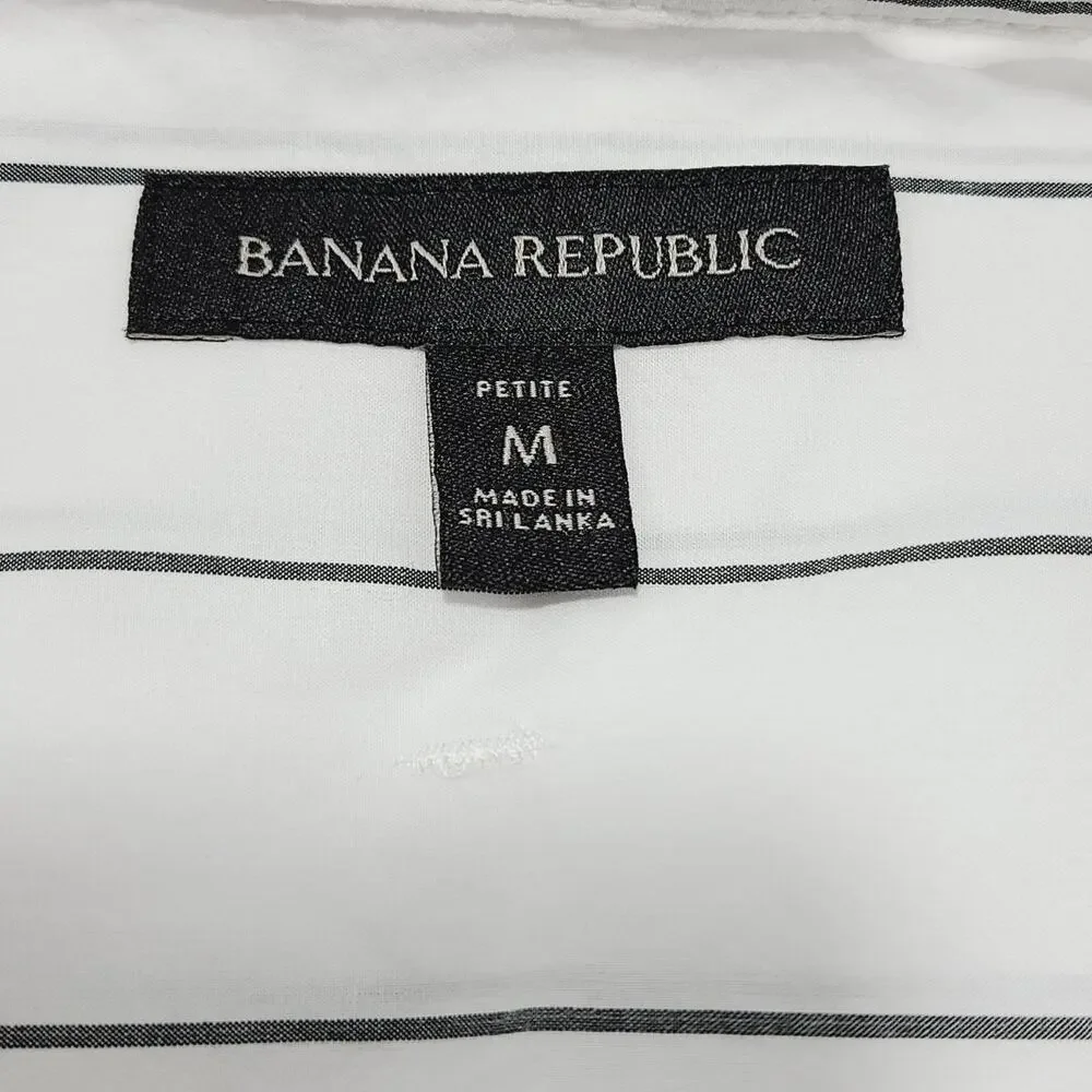 Banana Republic Button Front White w/Gray Size PM OVERSIZED **PRE-OWNED**